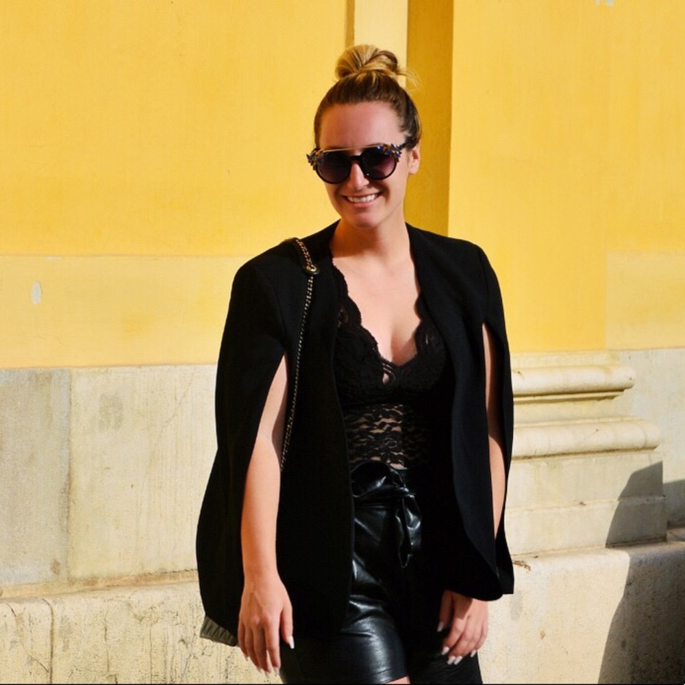 Meet your Posher, Olivia